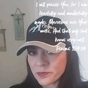 Meet your Posher, Chrissy